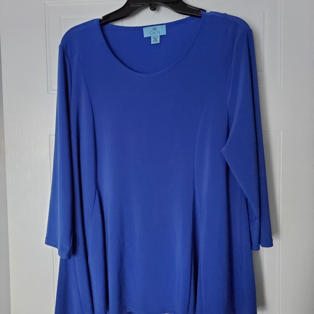 CeCe blue top - NWOT